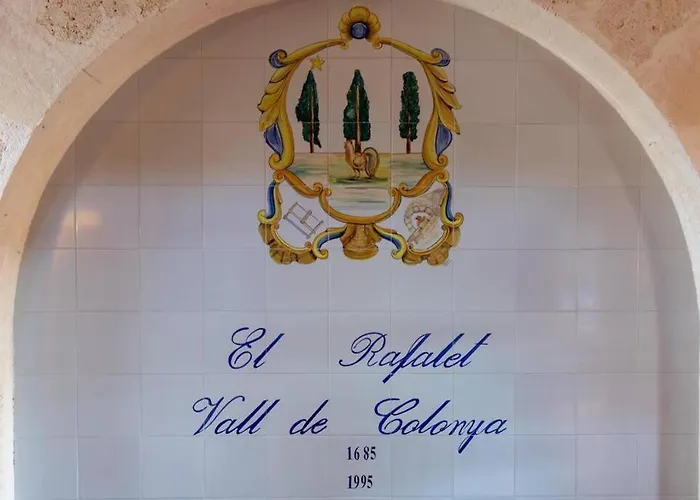 Rafalet, By Renthousing *