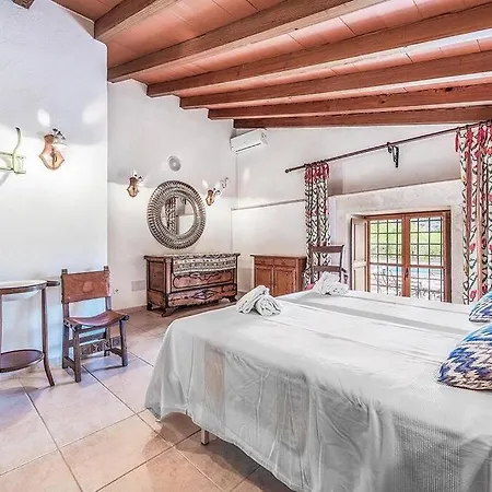 Rafalet, By Renthousing Pollensa