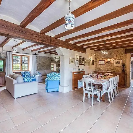 Willa Rafalet, By Renthousing