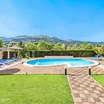 Rafalet, By Renthousing 别墅 *