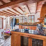 Rafalet, By Renthousing 别墅