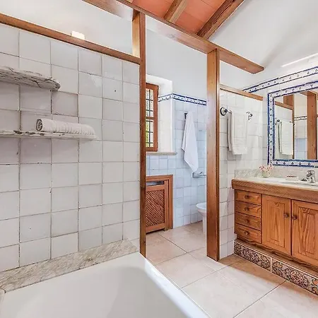 Rafalet, By Renthousing Villa Pollença