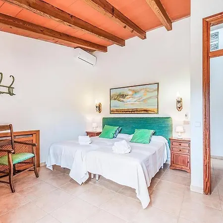 Villa Rafalet, By Renthousing Pollença