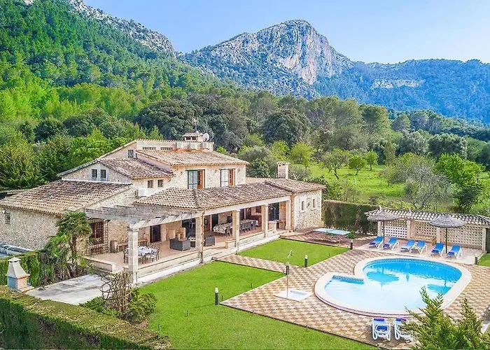 Rafalet, By Renthousing *