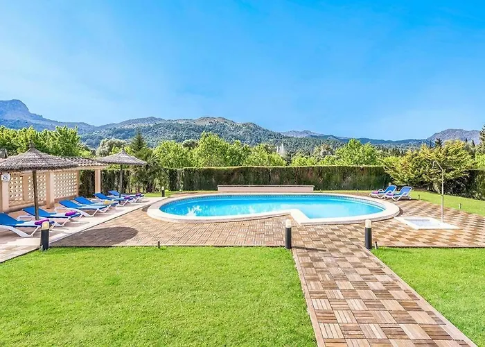 Rafalet, By Renthousing Willa *